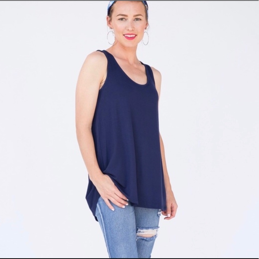 Essential Tank Navy Blue
